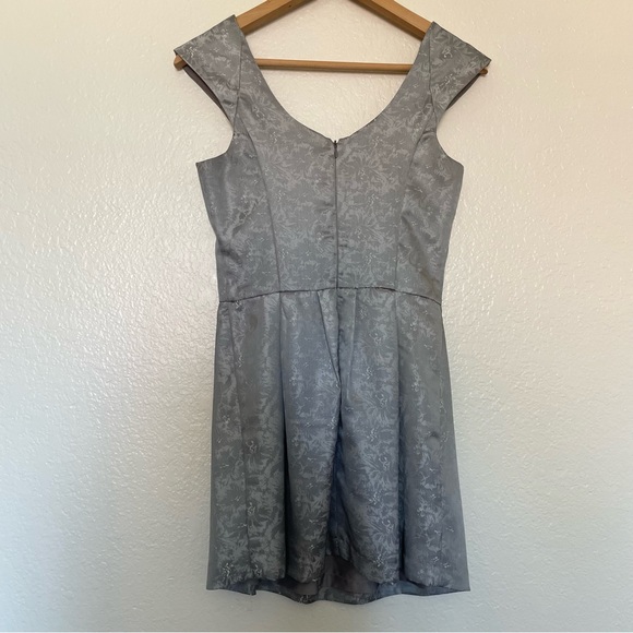 Eric + Lani Silver Metallic Jacquard Mini Dress Fit and Flare Cocktail Dress XS - Picture 4 of 16